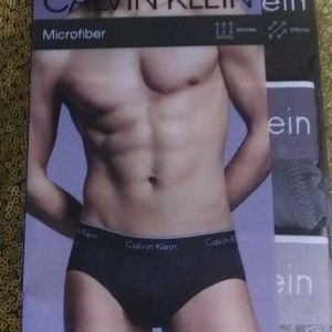 New Calvin Klein mens microfiber briefs!!!!!!
